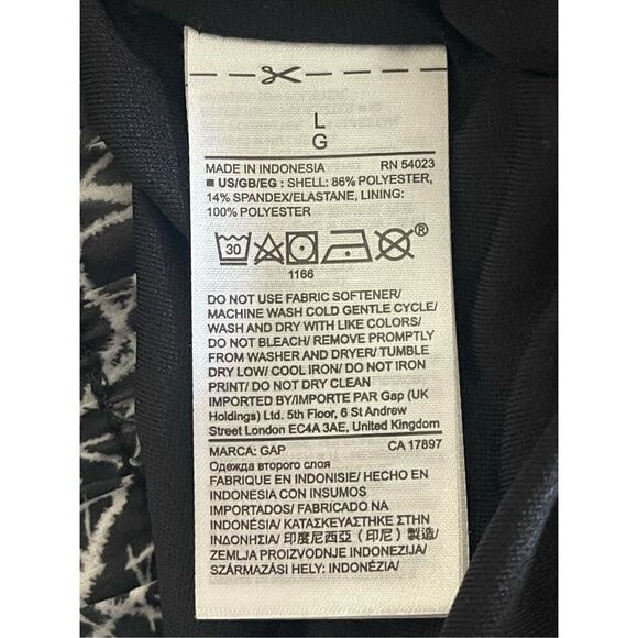 GAP Women’s Running Shorts - Picture 4 of 4